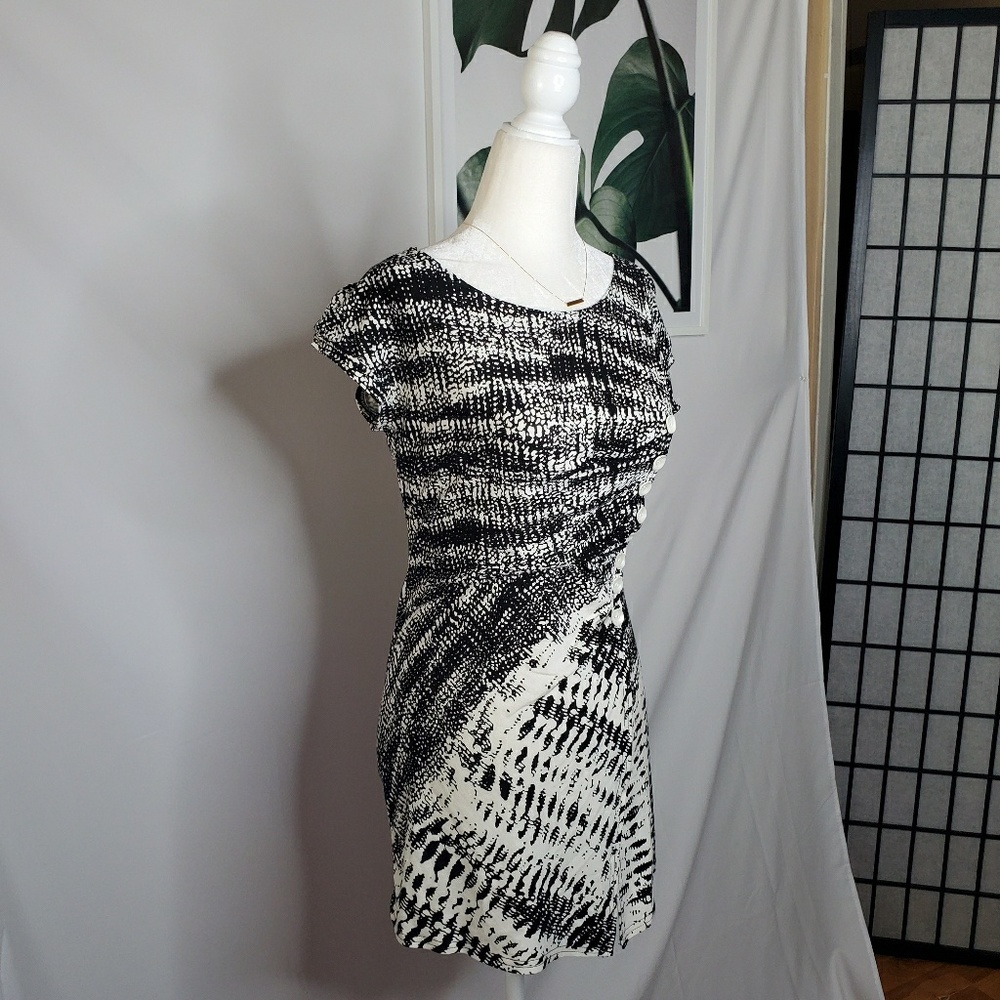 Joseph Ribkoff Abstract Print Asymmetrical Dress - Picture 2 of 5